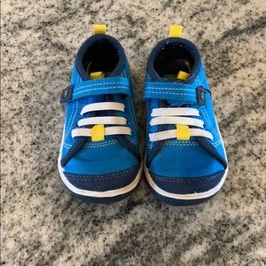 Blue Stride Rite toddler boy slip on sneakers